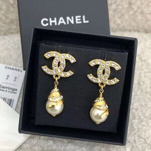 Chanel Fashion Earrings